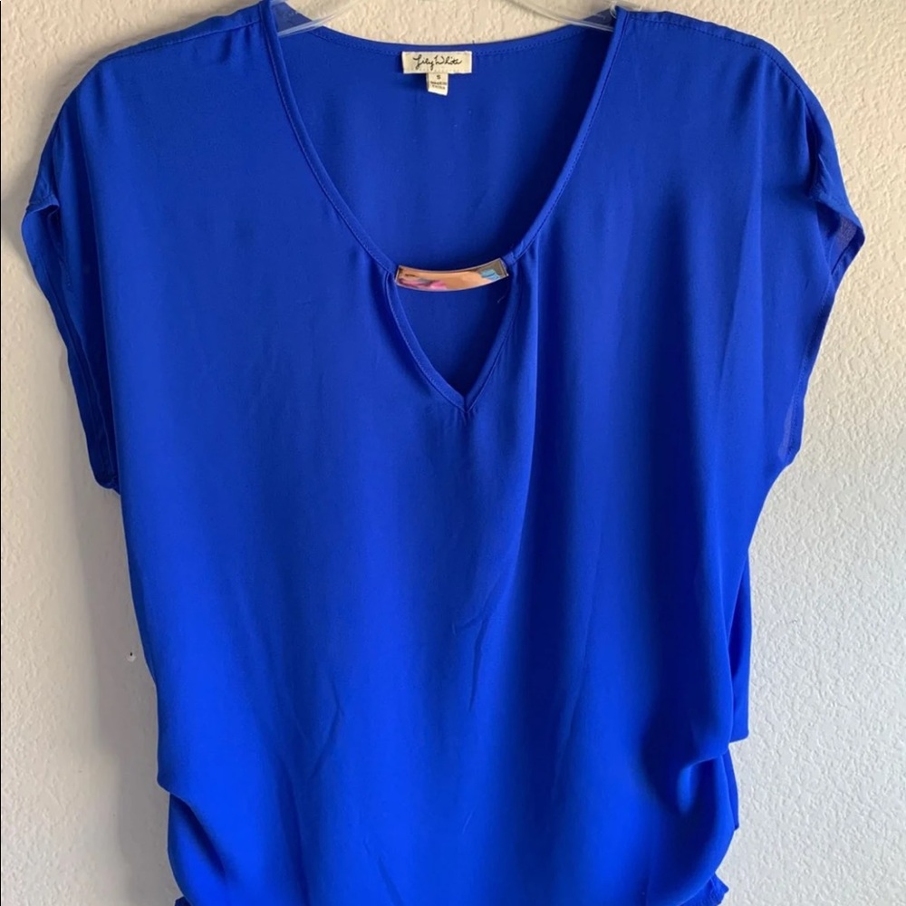Business casual top